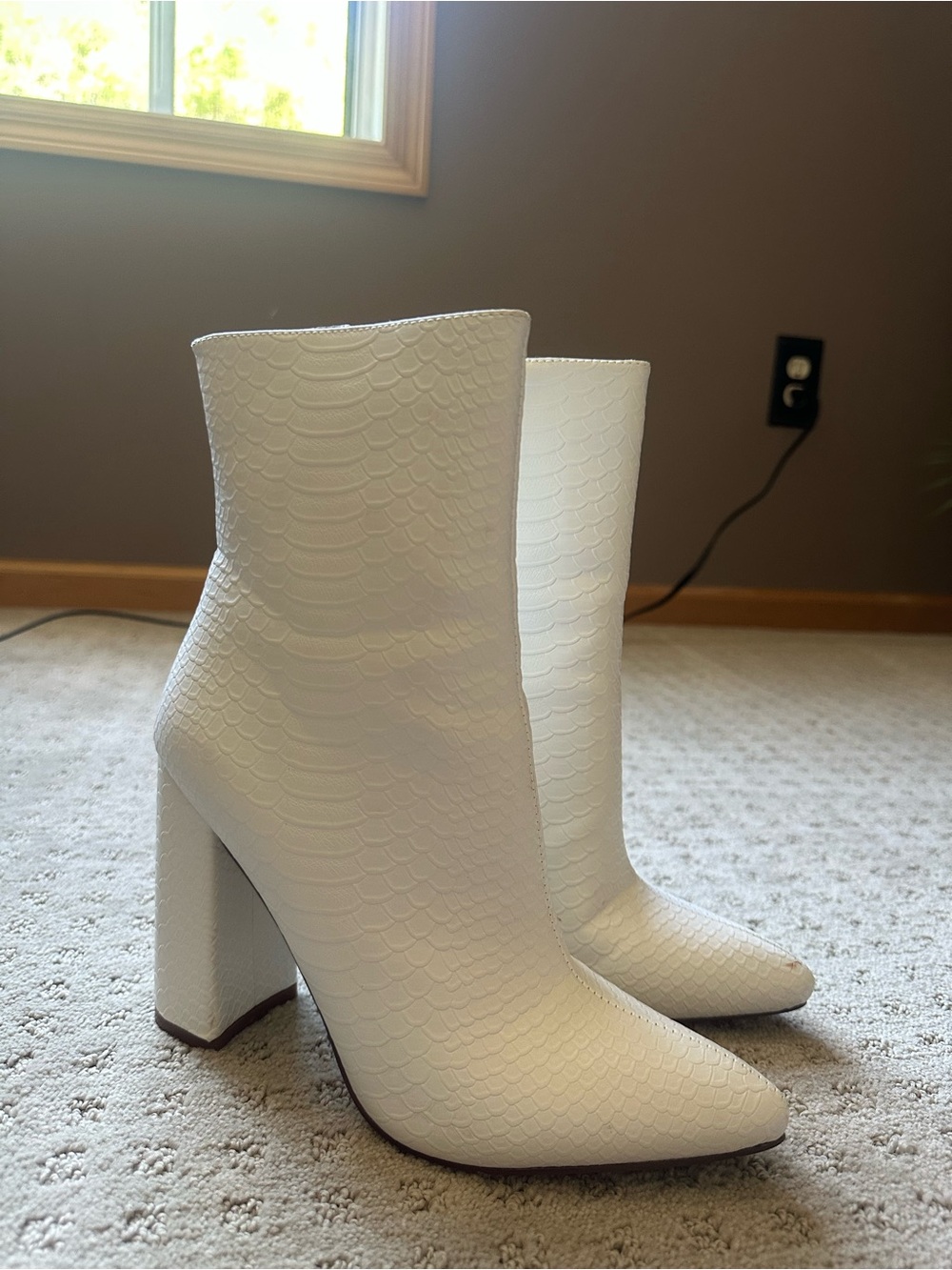 PrettyLittleThing White Textured Pointed Toe Block Heel Ankle Boots